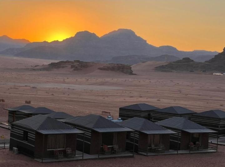 Wadi Rum Aviva Camp Ngoại thất bức ảnh